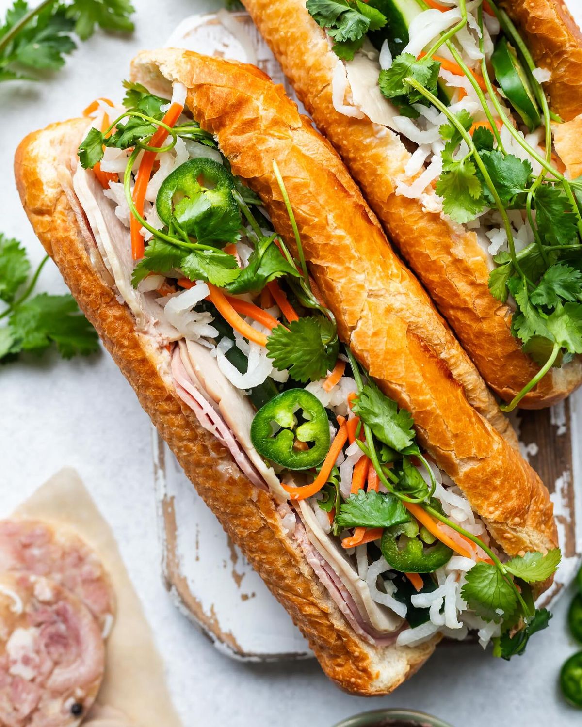 Cold Cut Bánh Mì (Đặc Biệt)