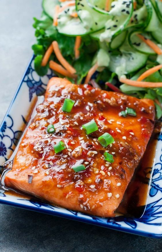 Sweet Chili Salmon (Cơm Cá Hồi)